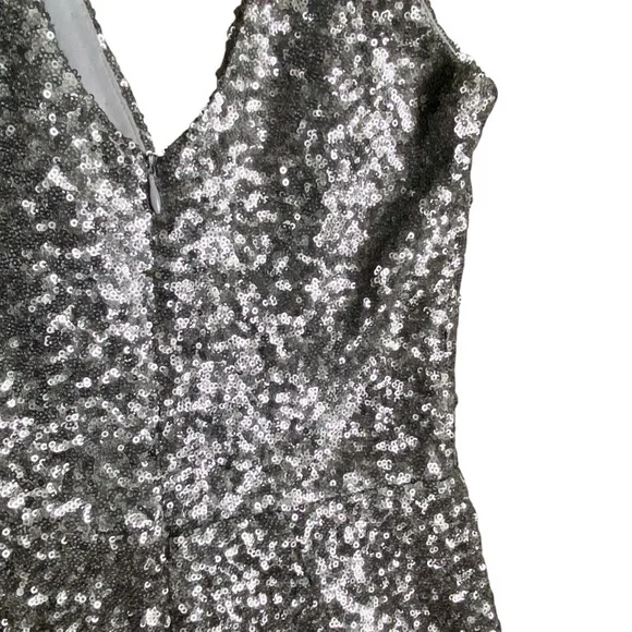 Dress the Population Harper Gown XS Silver Sequin Mermaid Formal Evening Dress - Picture 13 of 16
